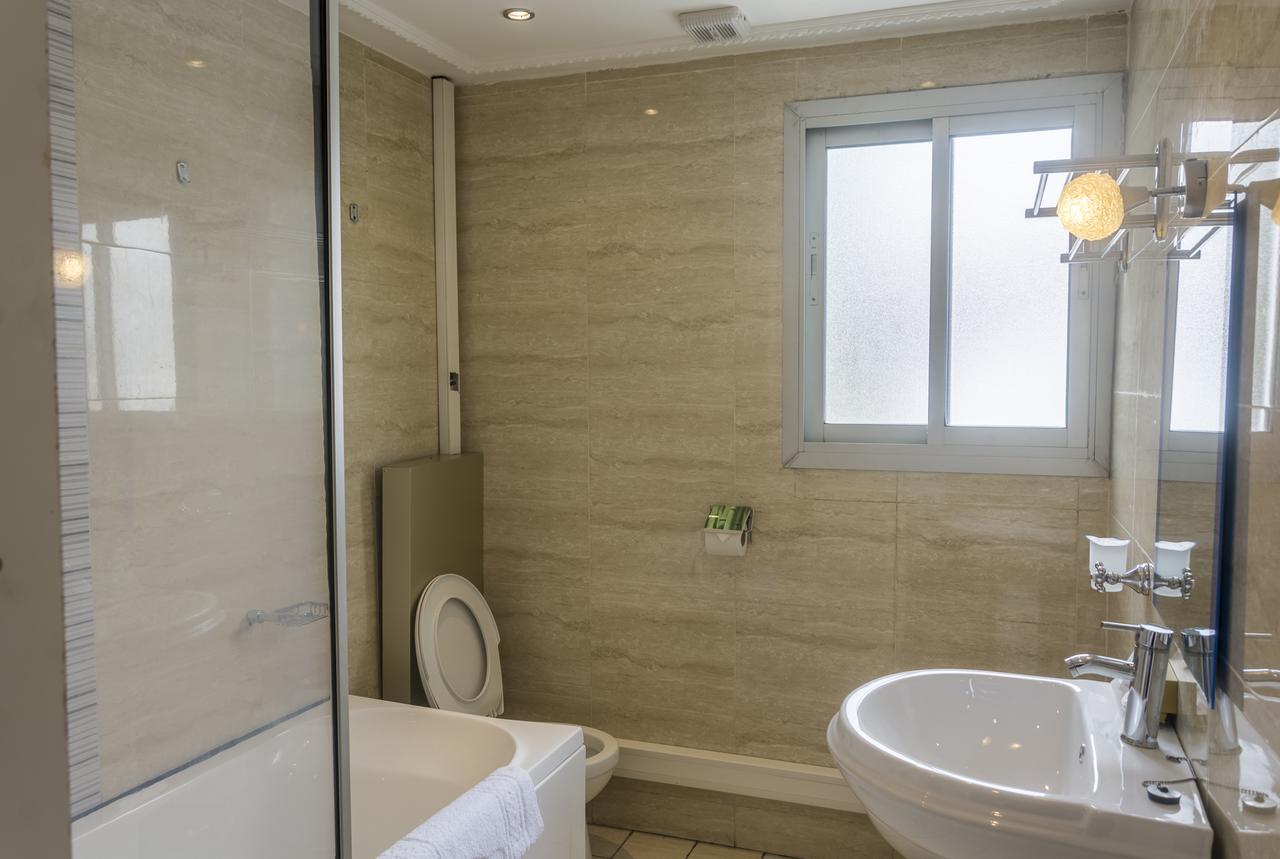 Hotel La Falaise Bonanjo Duala Zewnętrze zdjęcie