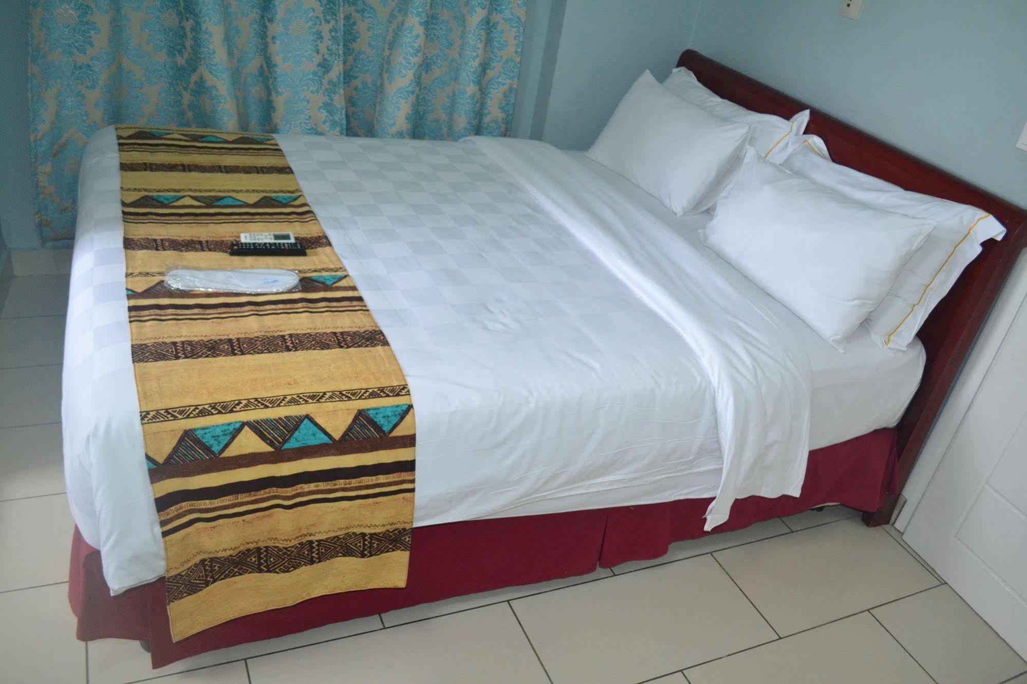 Hotel La Falaise Bonanjo Duala Zewnętrze zdjęcie
